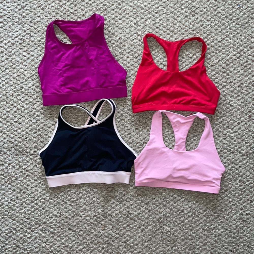 4 Fabletics size M bras